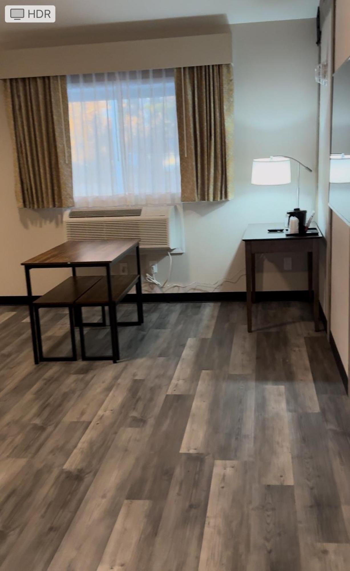 Days Inn And Suites By Wyndham Port Huron Exteriör bild