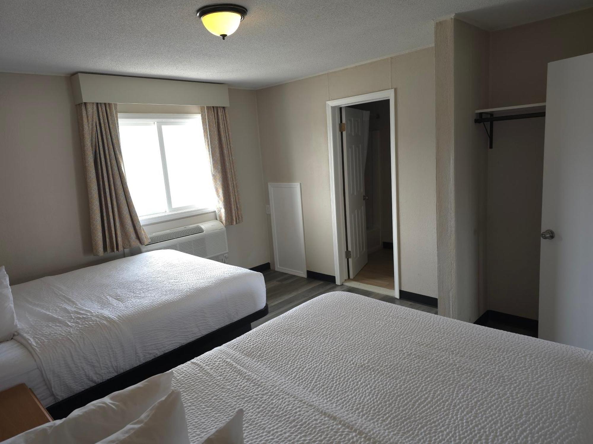 Days Inn And Suites By Wyndham Port Huron Exteriör bild