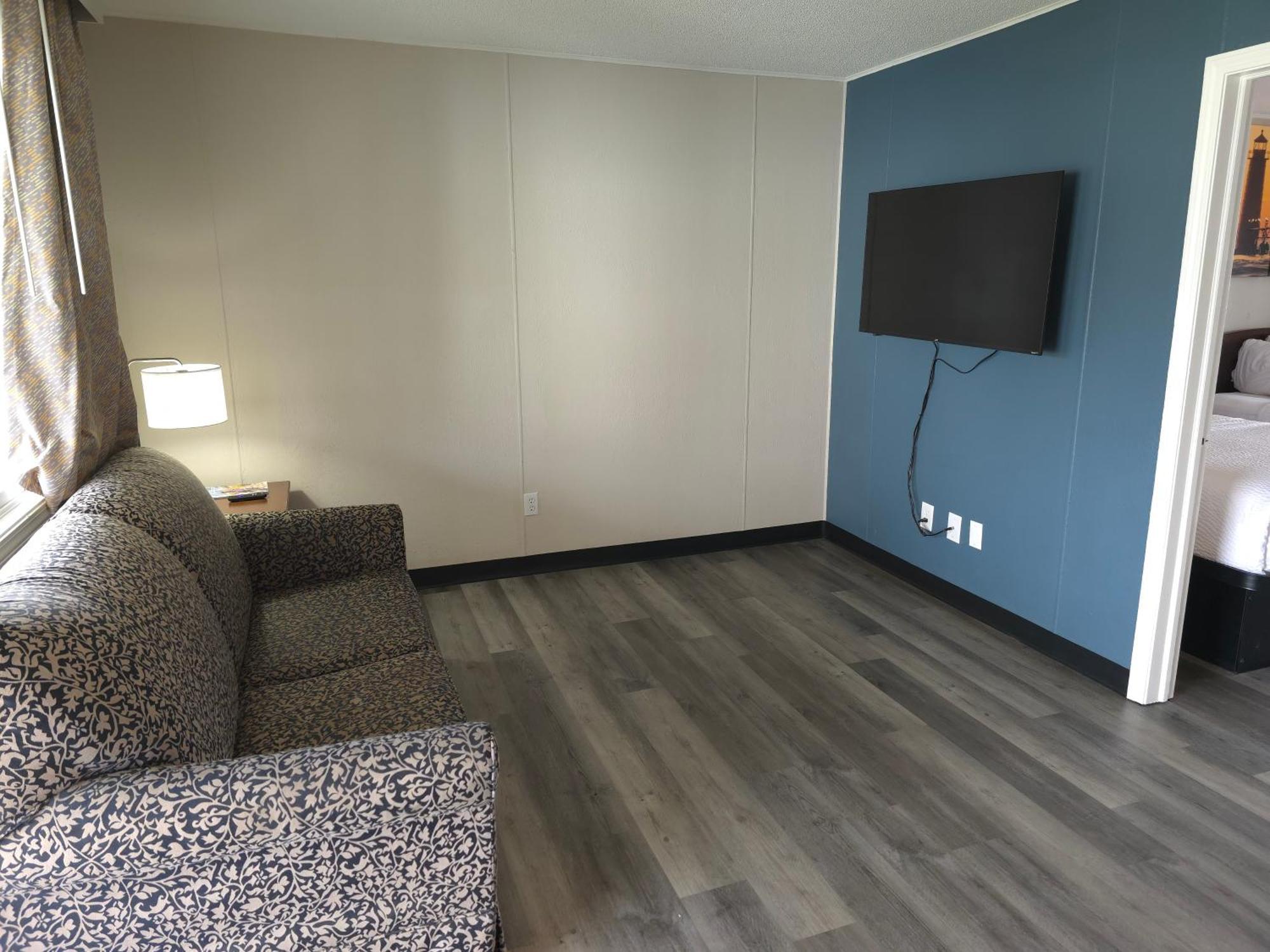 Days Inn And Suites By Wyndham Port Huron Exteriör bild